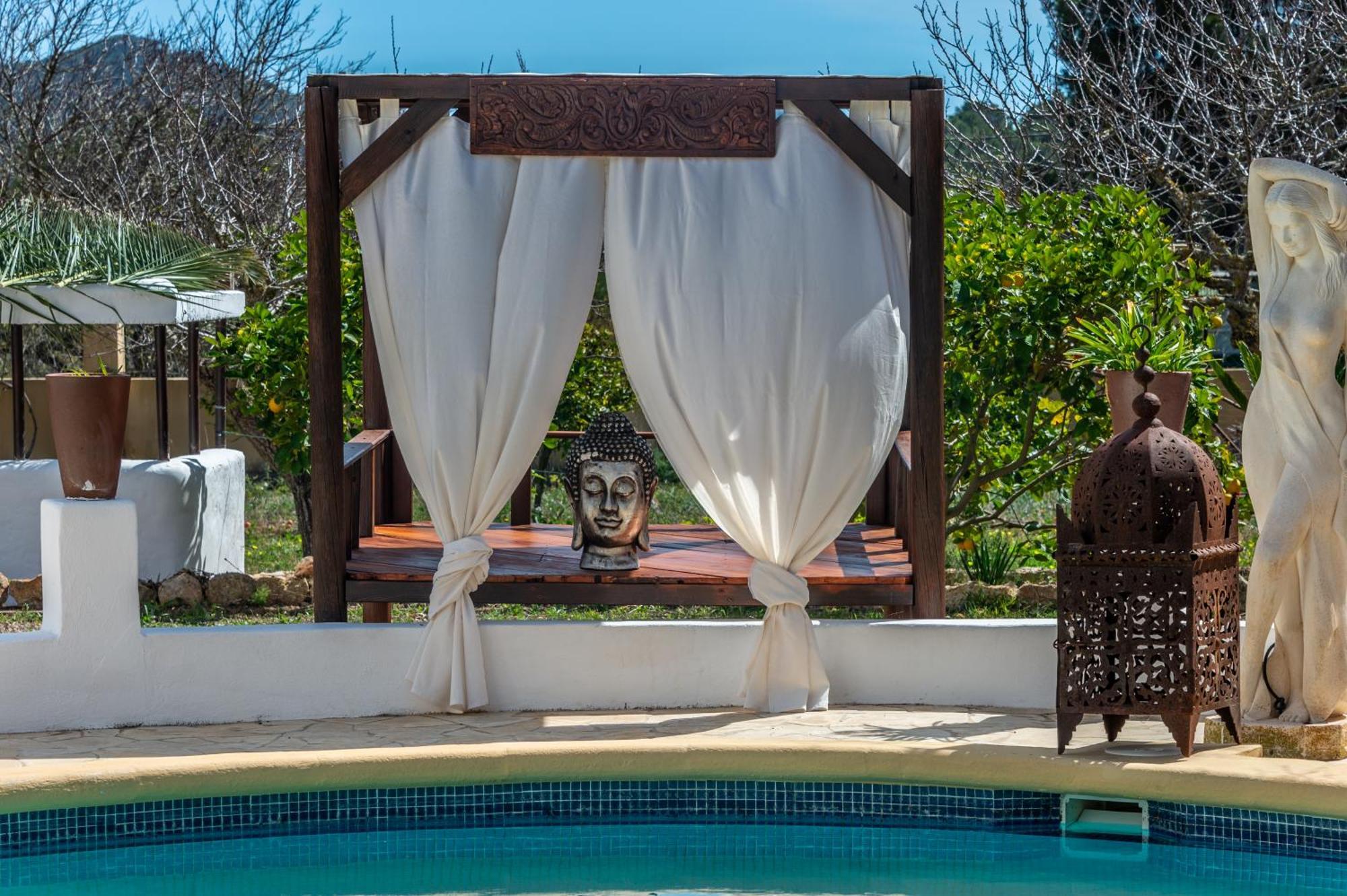 Truyet Villa Santa Eulària des Riu